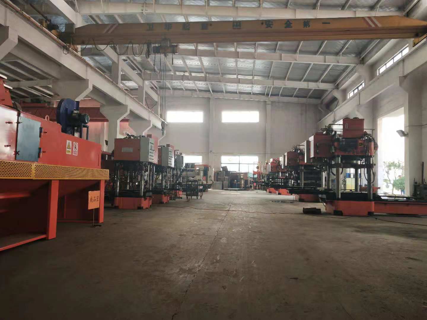 色翁荡息又大又硬又粗又爽