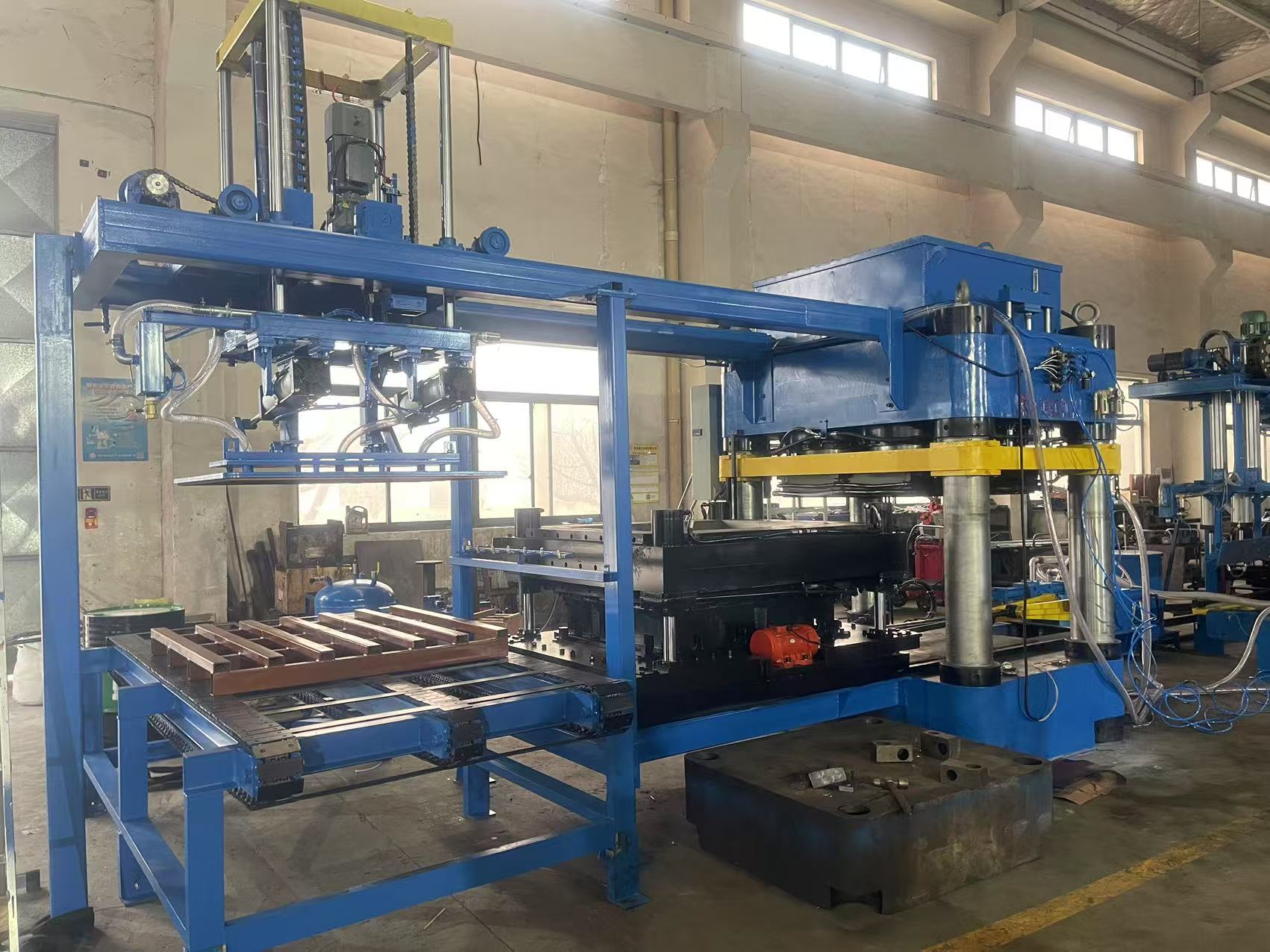 色翁荡息又大又硬又粗又爽